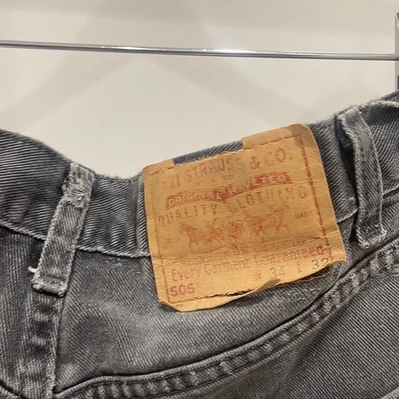 COPY - Levi Jean ripped shorts - Picture 7 of 9